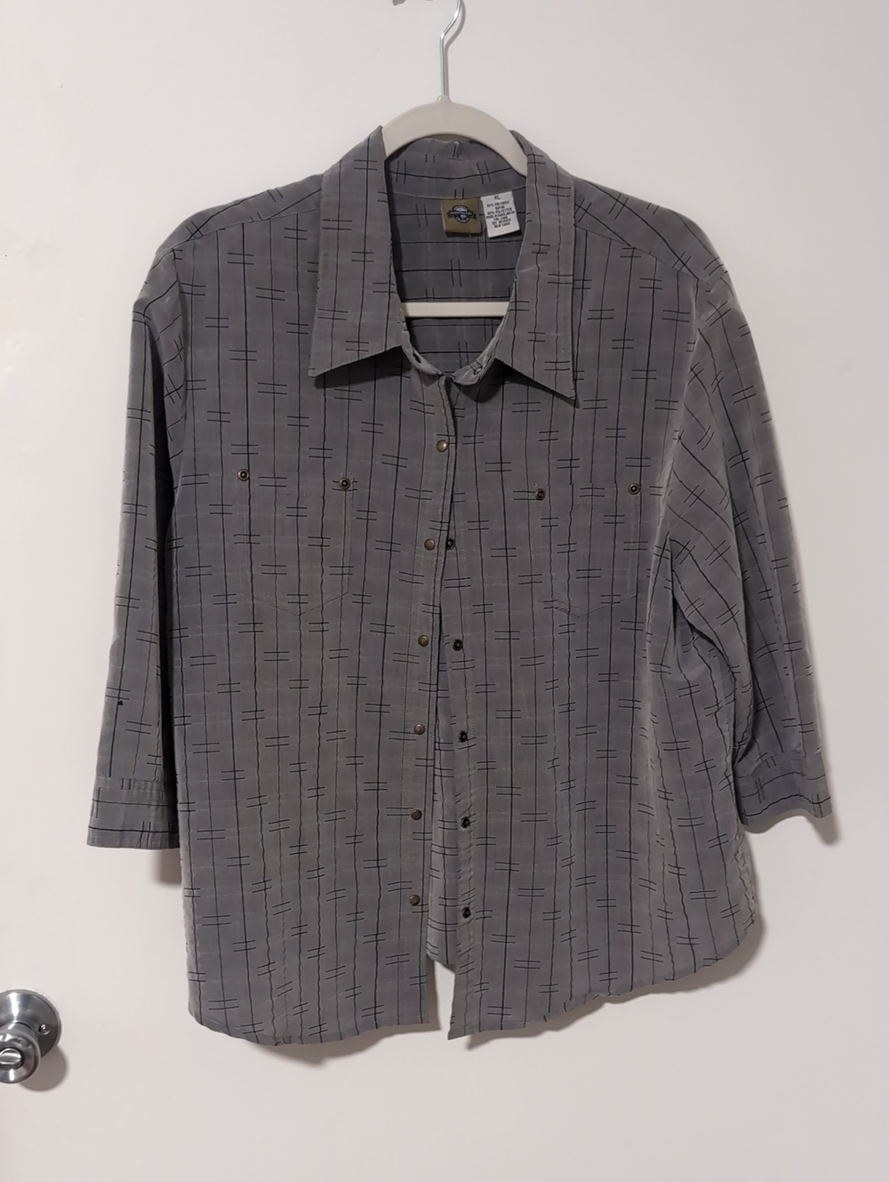 Women's Grey Patterned Button-Up Shirt
